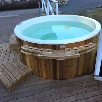 hot-tub-round-outside-14